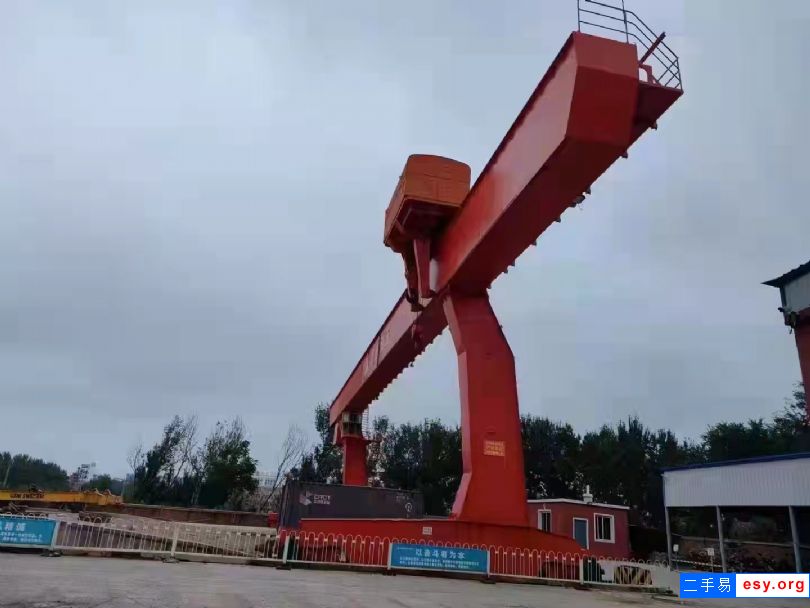 單梁二手32噸龍門吊跨度35米在位出售