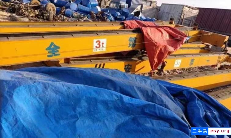 QD型3噸二手雙梁行車,4臺出售,跨度10米兩臺,跨度7.5米兩臺