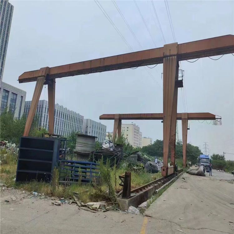 全包廂10噸二手單梁式龍門吊 跨度22米