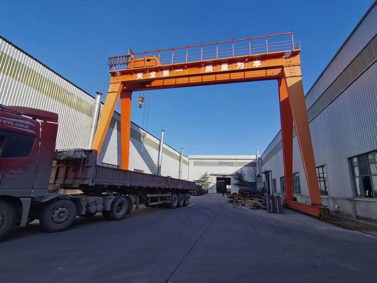 在位出售全包廂雙主梁式20噸二手龍門吊 跨度19米