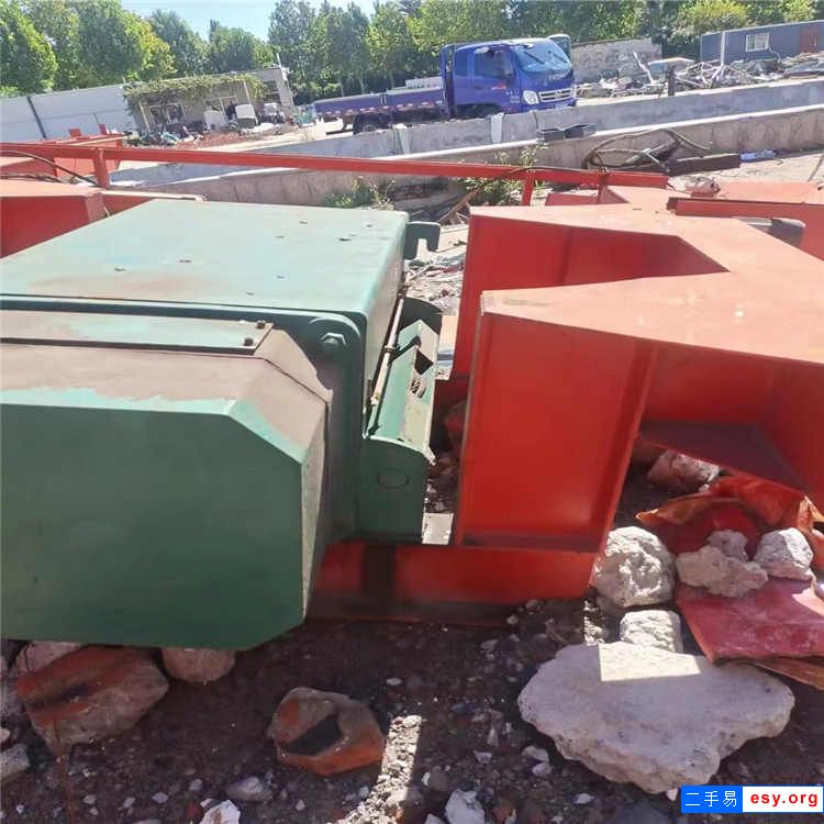 LH型32噸雙葫蘆橋式二手行車 跨度18.30米一臺轉(zhuǎn)讓