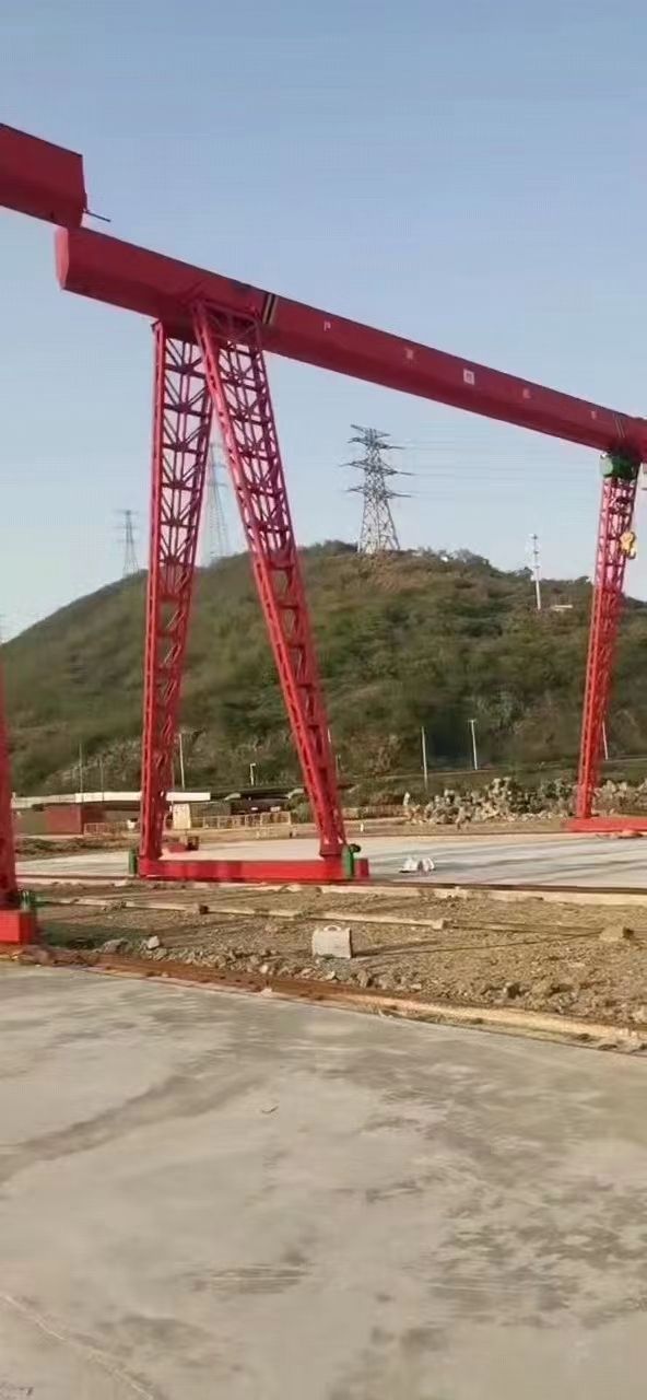 出售上包下花式二手單梁20噸龍門吊 跨度22米 兩臺