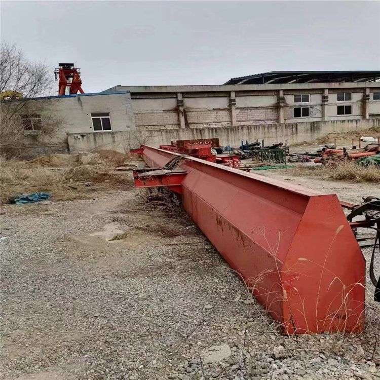 轉(zhuǎn)讓一臺上包下花10噸二手龍門吊 跨度17米