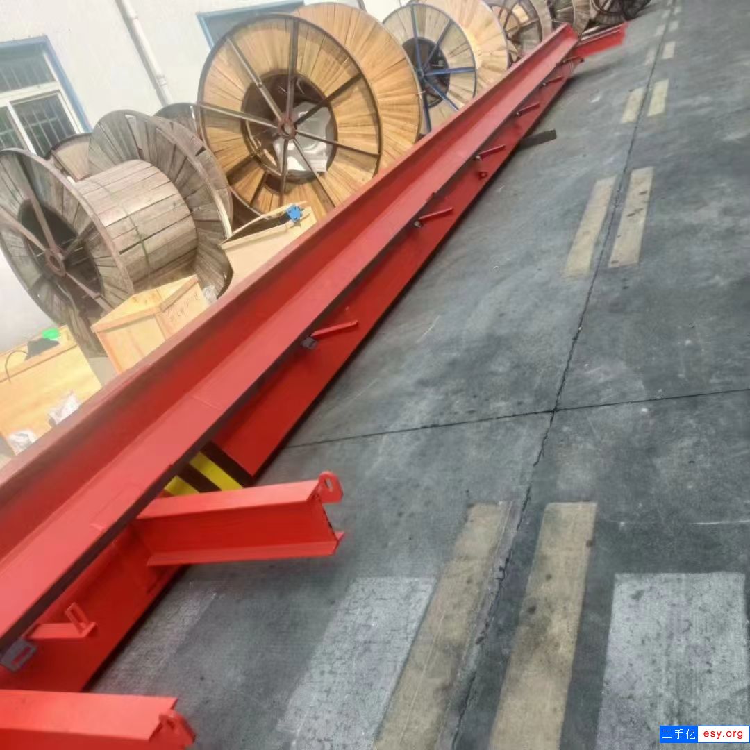上包下花3噸二手單梁結(jié)構(gòu)龍門吊 跨度12.9米