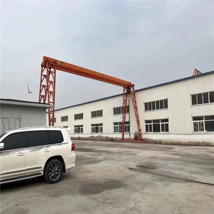 轉(zhuǎn)讓一臺上包下花結(jié)構(gòu)5噸二手龍門吊 跨度15米