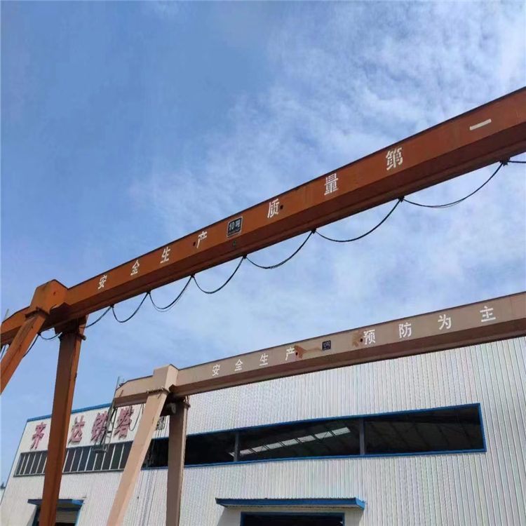 特價處理2臺全包廂10噸二手單梁式龍門吊 跨度20米