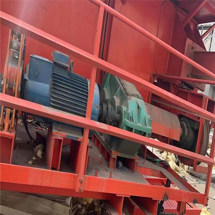 出售一臺QD型雙梁200/50噸二手橋式行車 跨度24米