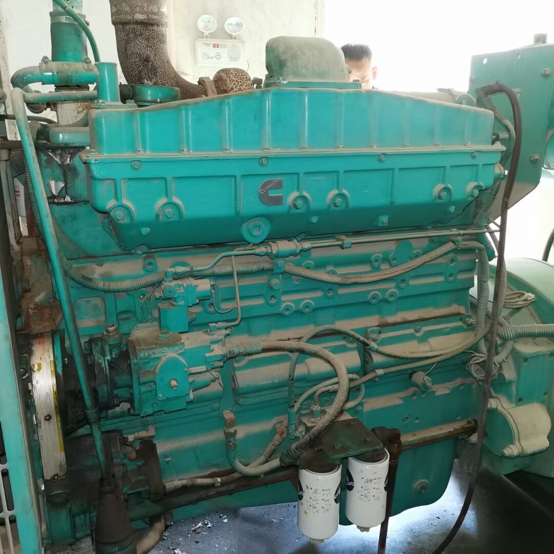 進(jìn)口康明斯310KW發(fā)電機(jī)組