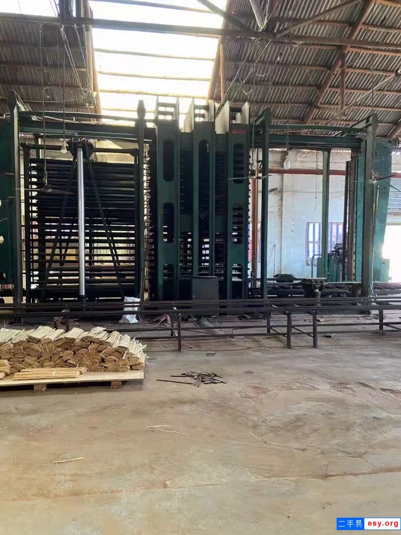 重慶江東20層二手全自動(dòng)熱壓機(jī)