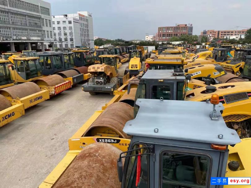 個(gè)人低價(jià)轉(zhuǎn)讓-二手壓路機(jī)徐工柳工20 22 26噸-全國免費(fèi)配送