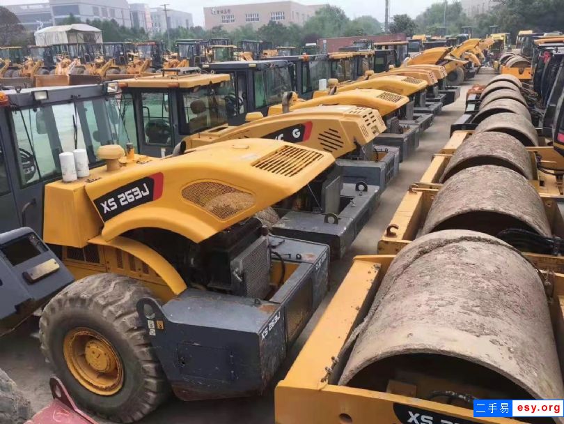 個(gè)人低價(jià)轉(zhuǎn)讓-二手壓路機(jī)徐工柳工20 22 26噸-全國免費(fèi)配送