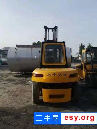 出售5噸抱磚車(chē)