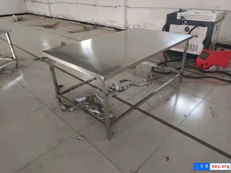 轉(zhuǎn)讓處理食品廠工作臺面 不銹鋼工作臺