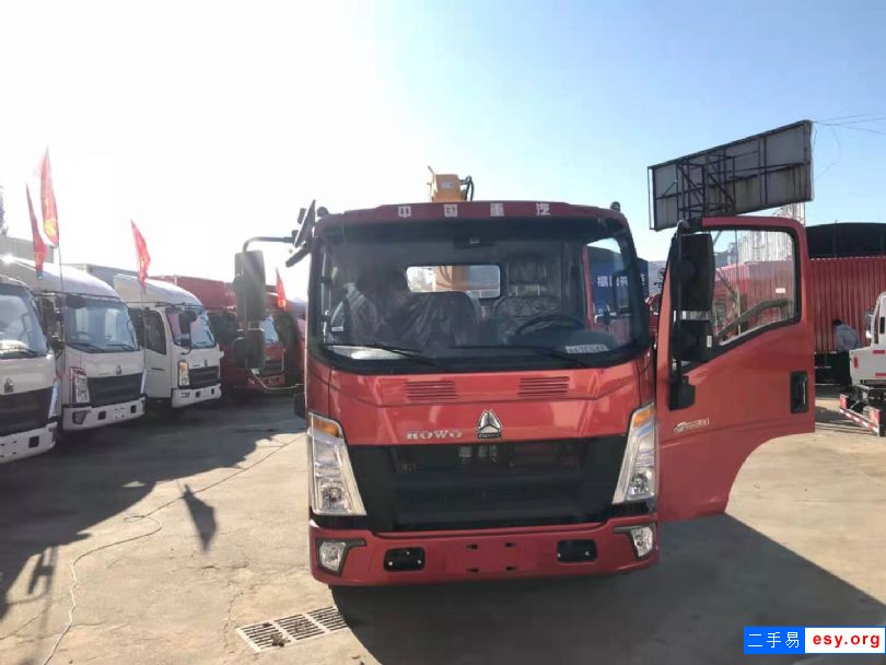 青島重汽豪沃悍將隨車吊商家地址在哪