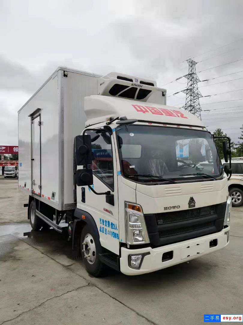 即墨重汽豪沃冷藏車哪里買，冷藏車價(jià)格是多少