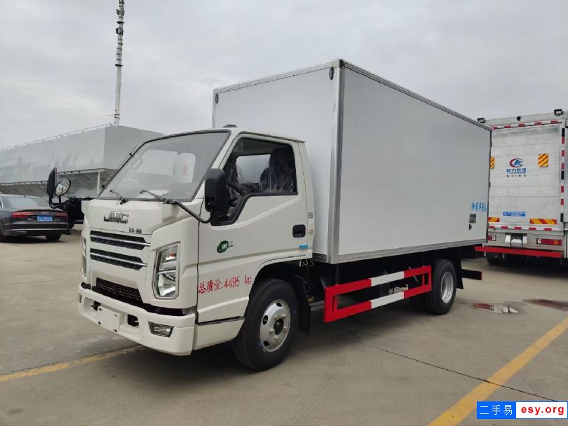 江鈴順達(dá)寬體冷藏車