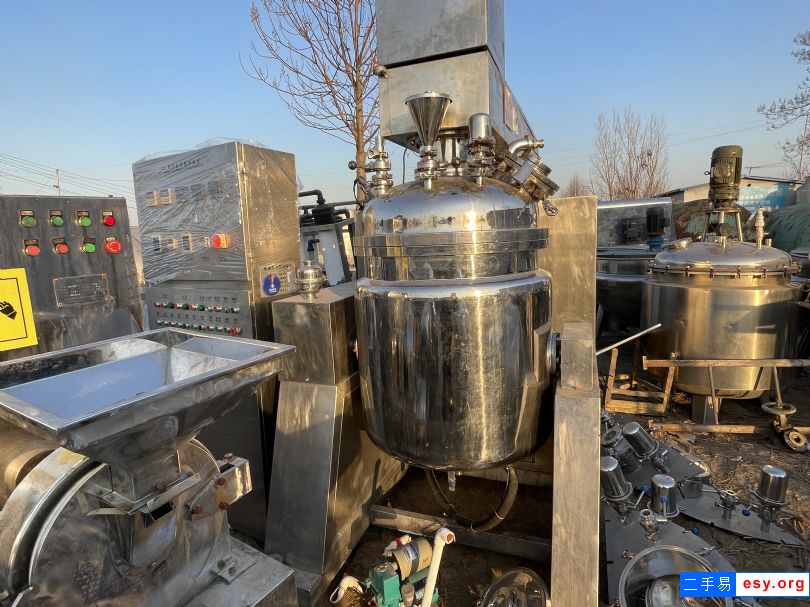 出售二手250升真空乳化機(jī)