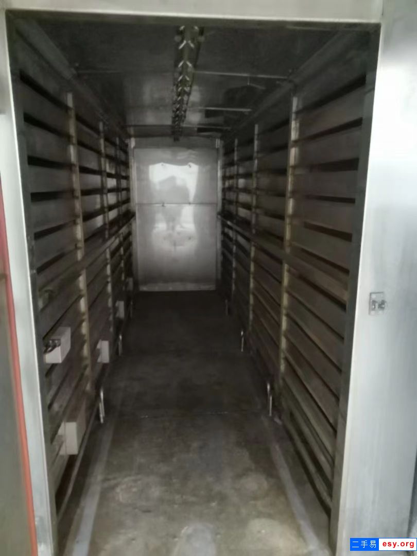 出售二手煙熏爐，二手1000煙熏爐 設(shè)備安裝少用