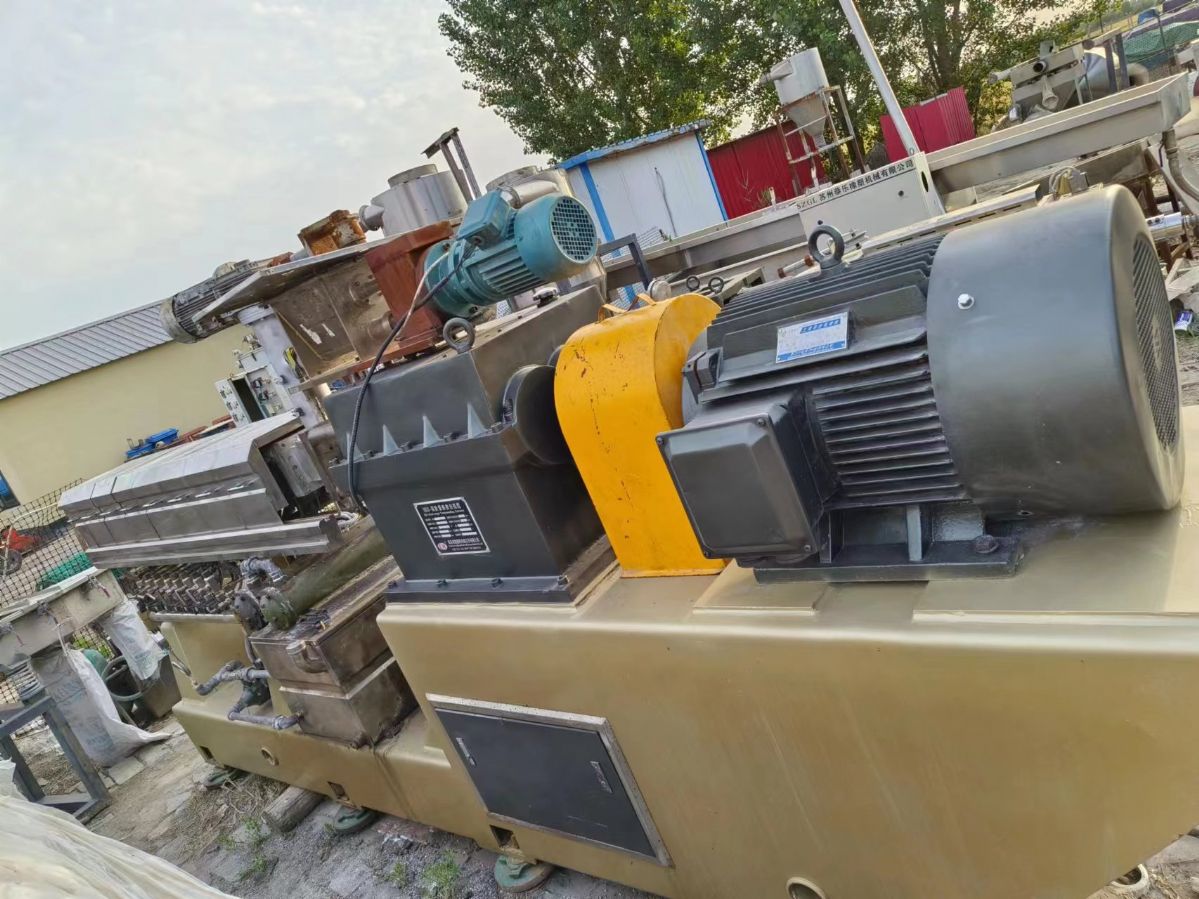 南京誠盟65/150雙階式電纜料造粒機 上機雙螺桿：65