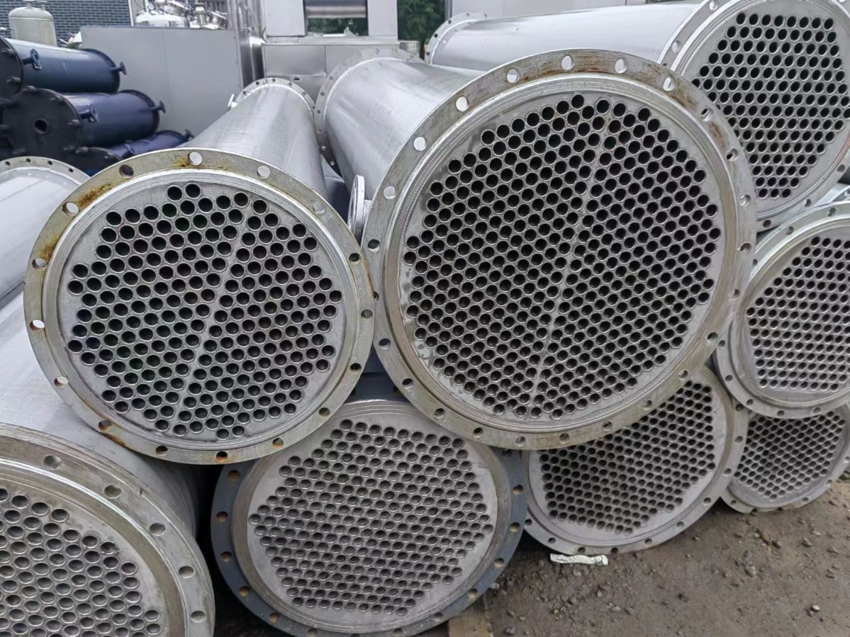 全新不銹鋼式列管式冷凝器、不銹鋼管式冷凝器、冷凝器廠家