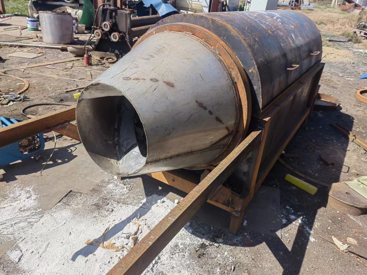 轉(zhuǎn)讓二手4000型電加熱滾筒烘干機(jī)可烘干煤泥粘土肥料有機(jī)肥木屑
