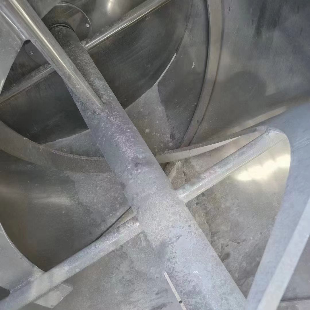 轉(zhuǎn)讓二手家禽飼料用臥式螺帶混合機(jī) 化工制藥食品二維混合機(jī) 二手混合機(jī)