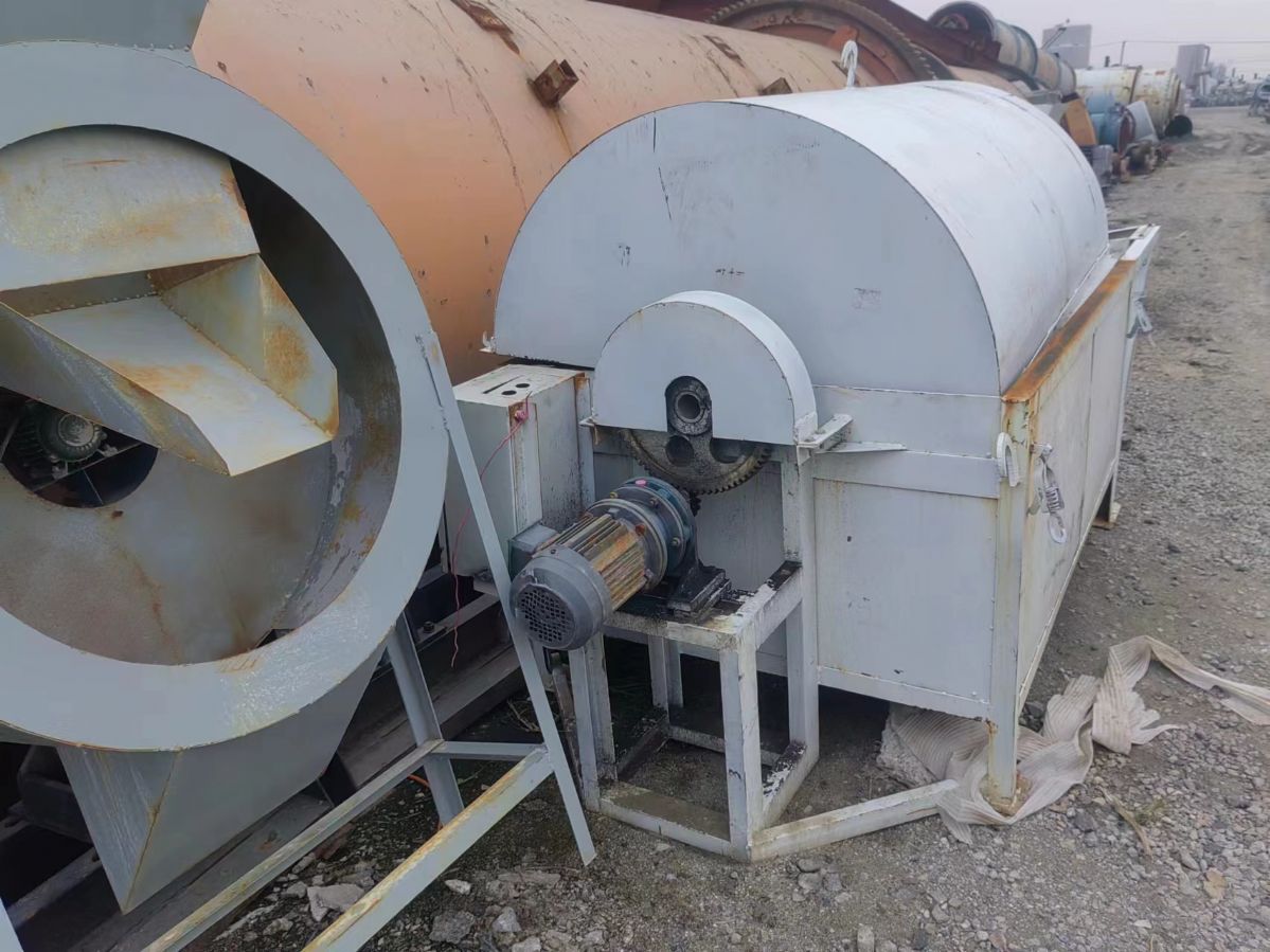 轉(zhuǎn)讓二手4000型電加熱滾筒烘干機(jī)可烘干煤泥粘土肥料有機(jī)肥木屑