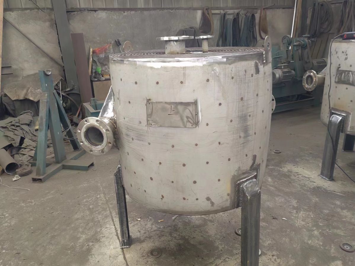 轉(zhuǎn)讓二手石墨塊式30平方冷凝器 半不銹鋼列管冷卻器 二手螺旋板換熱器