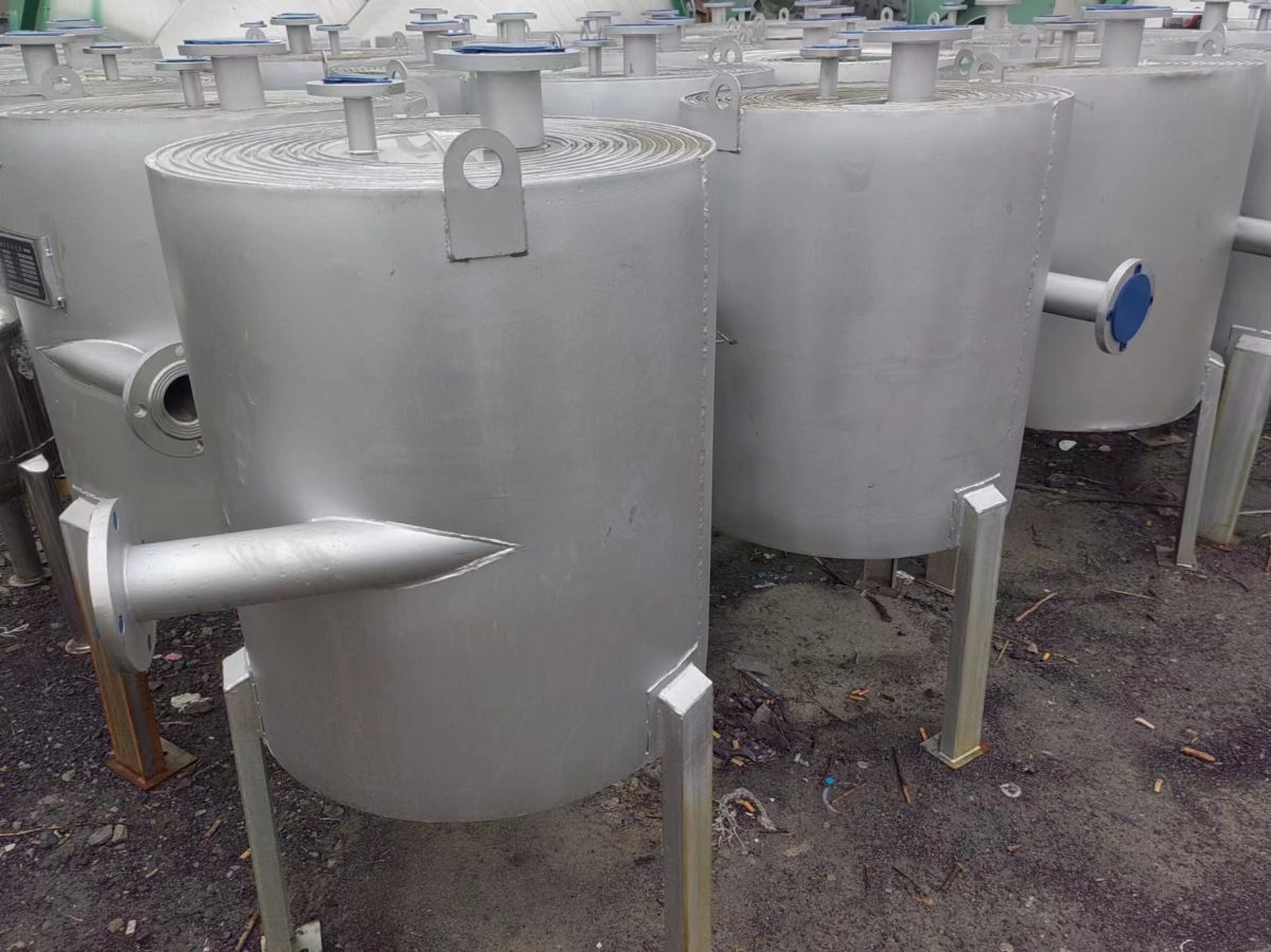 二手30平方螺旋板換熱器、列管鈦材換熱器間壁式換熱 常壓冷凝器