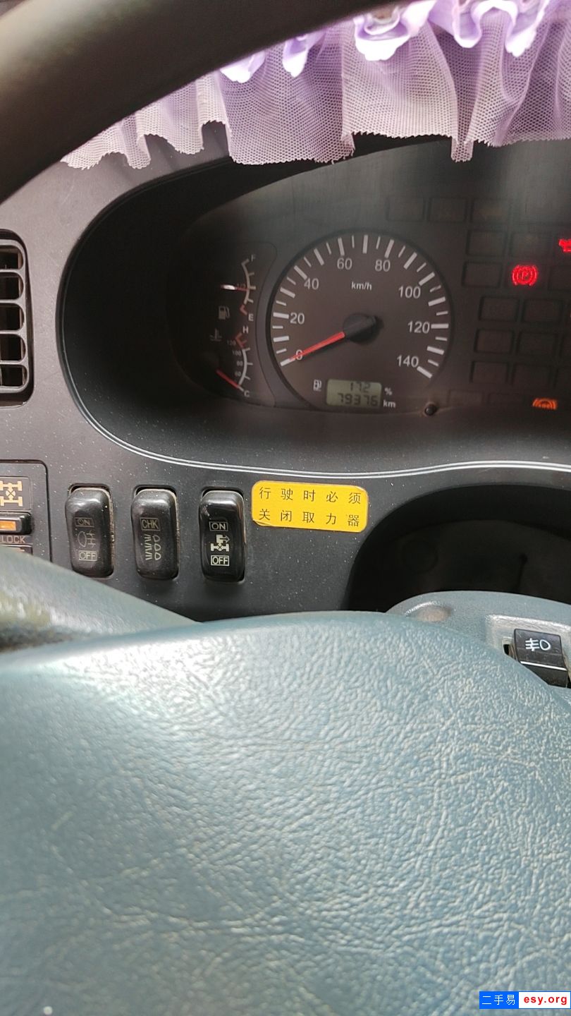轉(zhuǎn)讓8成新隨車(chē)吊一臺(tái)