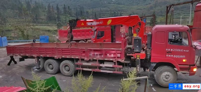 轉(zhuǎn)讓8成新隨車(chē)吊一臺(tái)