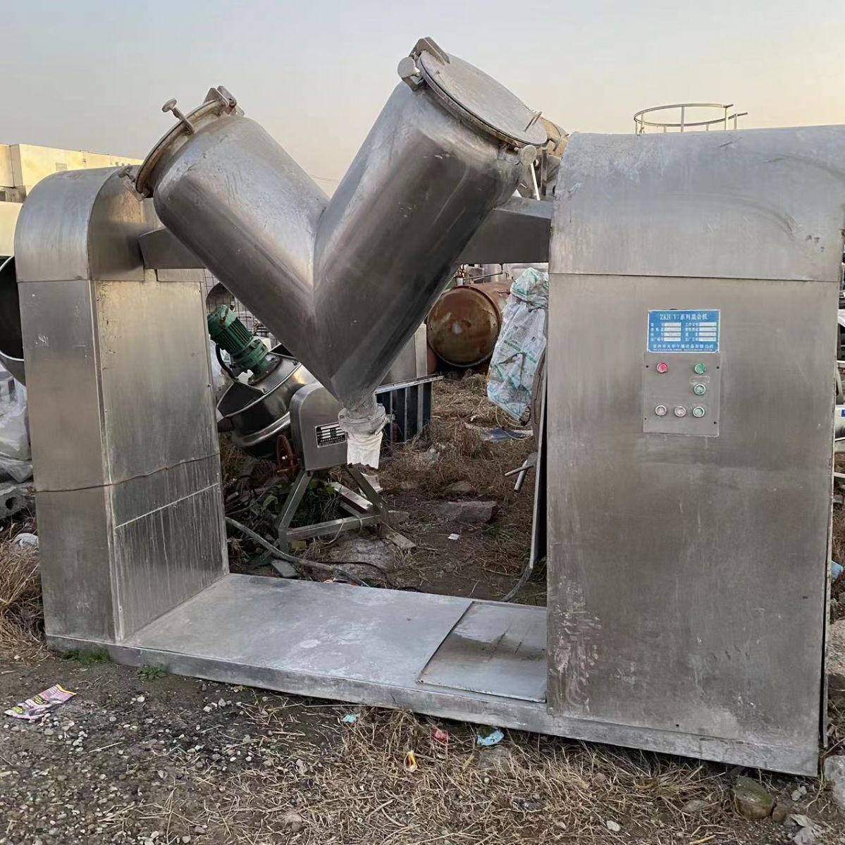 转让:二手双螺旋锥形混合机 V型混合机