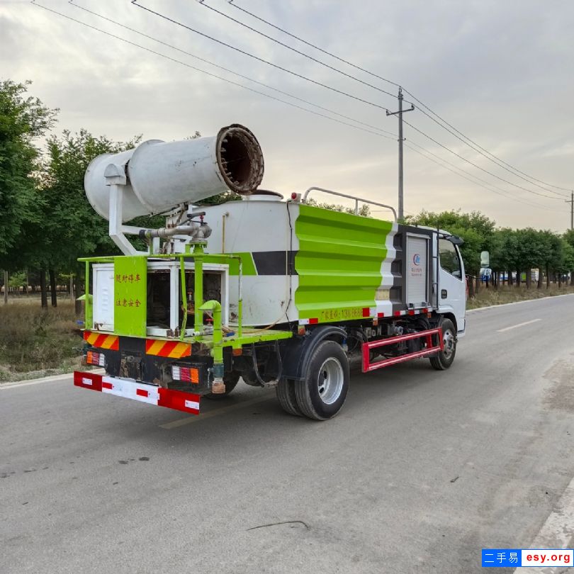 轉(zhuǎn)讓二手5立方抑塵車 灑水車 綠化噴灑車 國六價(jià)格不高