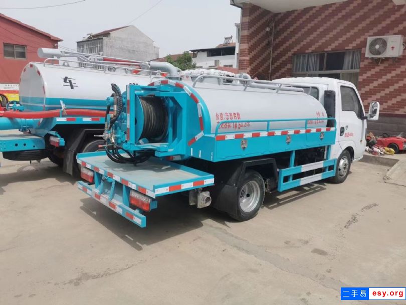 轉(zhuǎn)讓東風(fēng)圖逸4立方清洗吸糞車 國(guó)六全柴 藍(lán)牌全國(guó)可提檔