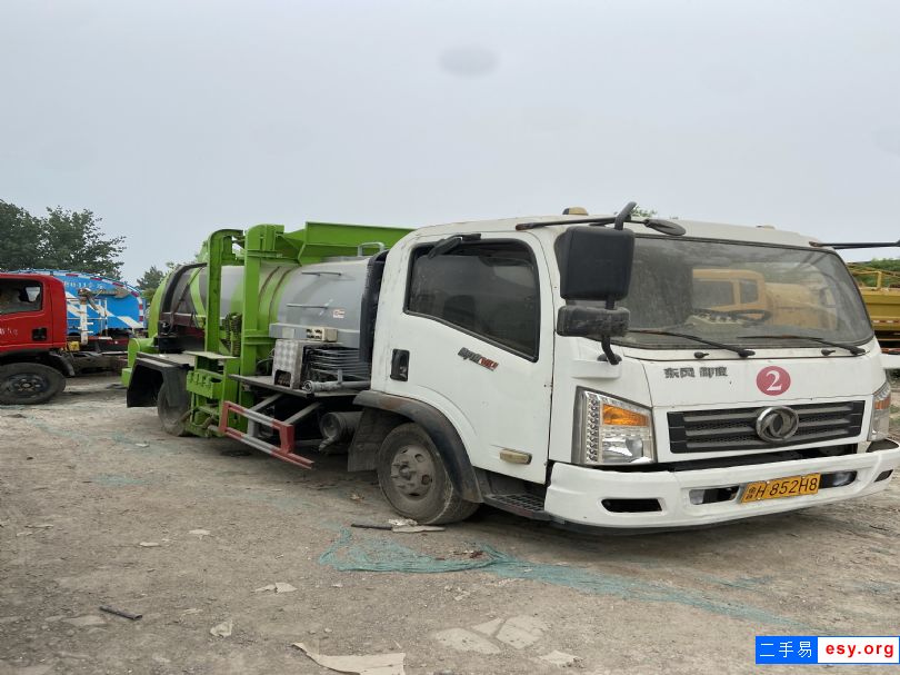轉(zhuǎn)讓二手餐廚垃圾車 東風(fēng)御虎10立方餐廚垃圾車