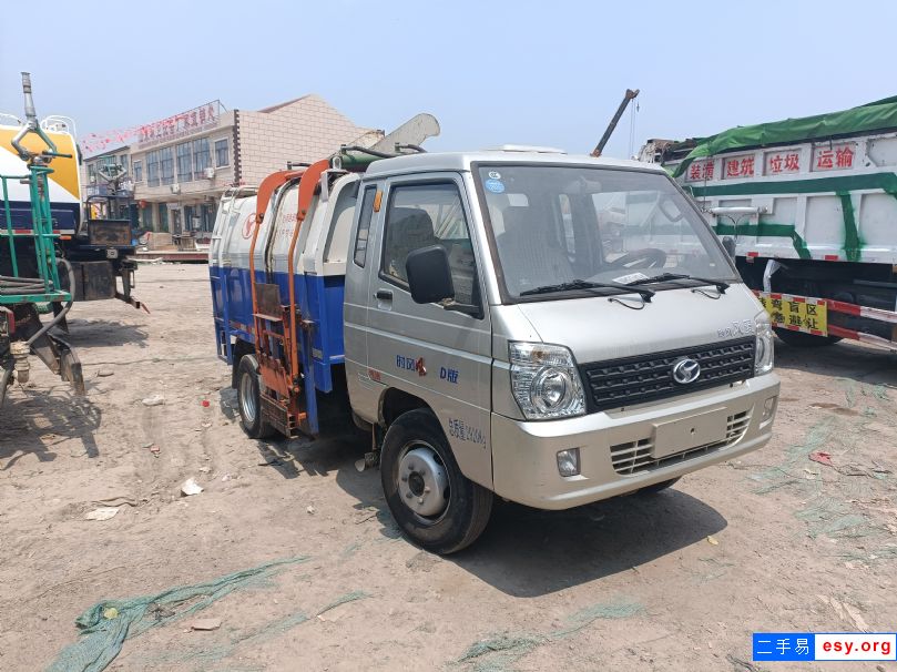 轉(zhuǎn)讓四噸垃圾車 全手續(xù)時(shí)風(fēng)原廠 精品車況