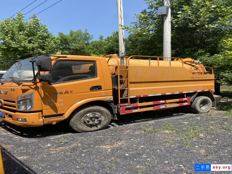 轉(zhuǎn)讓二手四加二清洗吸污車 奧鈴藍(lán)牌 低價出售