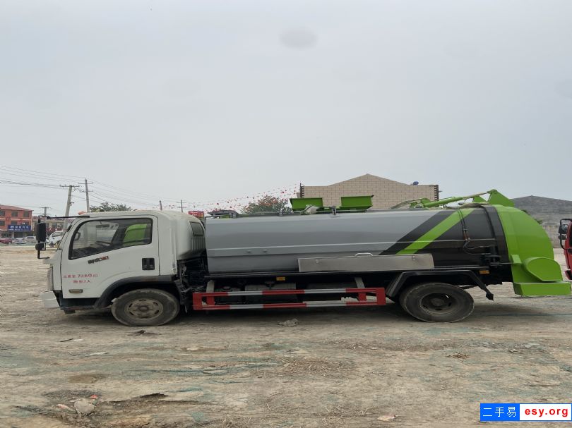 轉(zhuǎn)讓二手餐廚垃圾車 東風(fēng)御虎10立方餐廚垃圾車