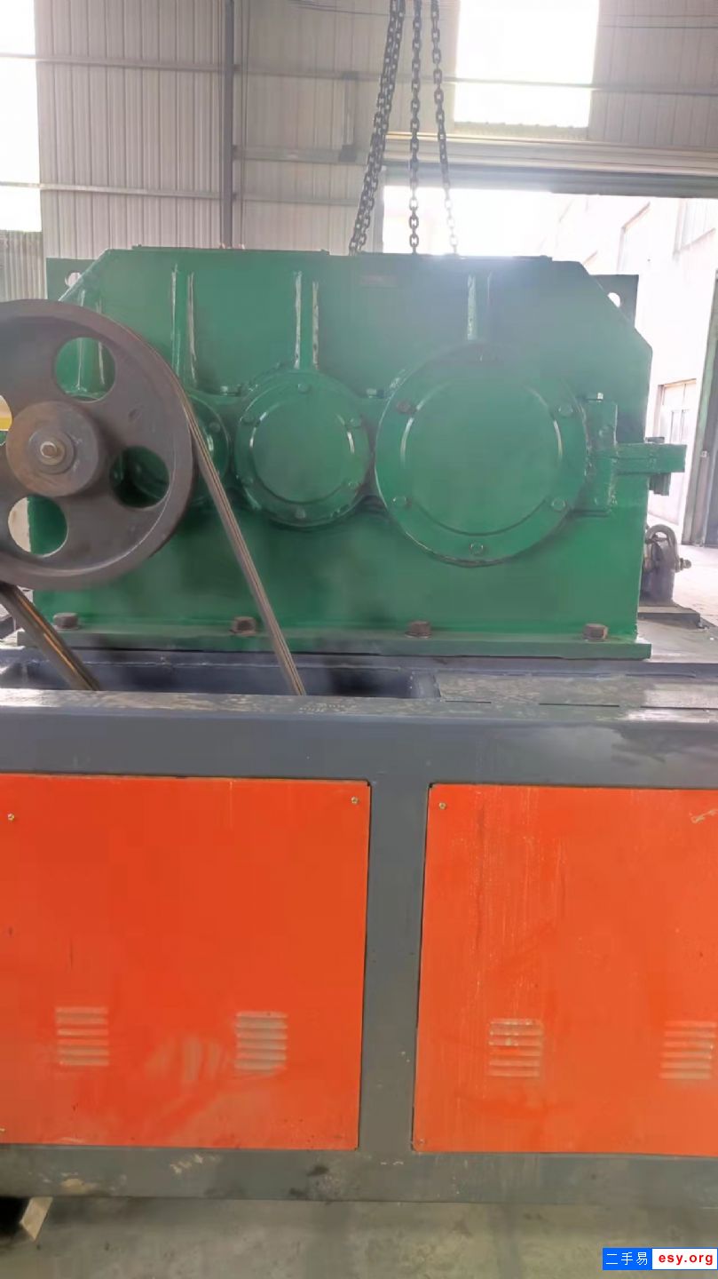 轉(zhuǎn)讓9.9成新二手1200撕碎機
