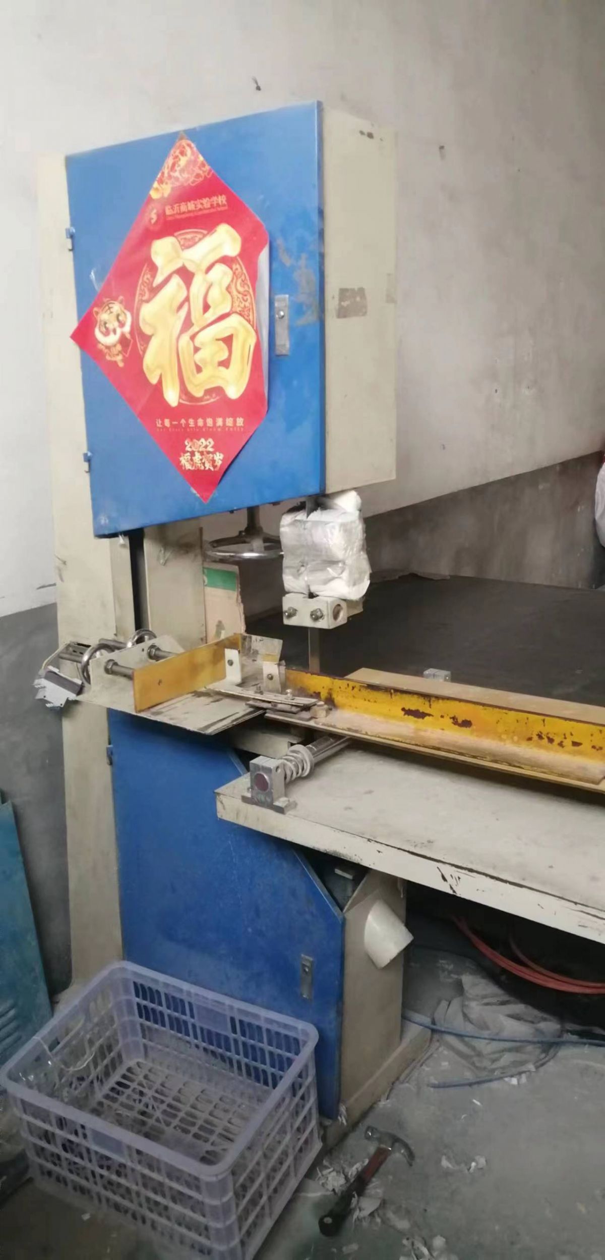 轉(zhuǎn)讓使用中衛(wèi)生紙加工設(shè)備一套