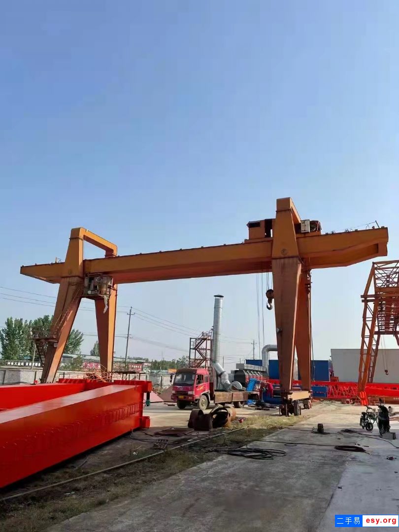 二手雙梁龍門起重機，行車