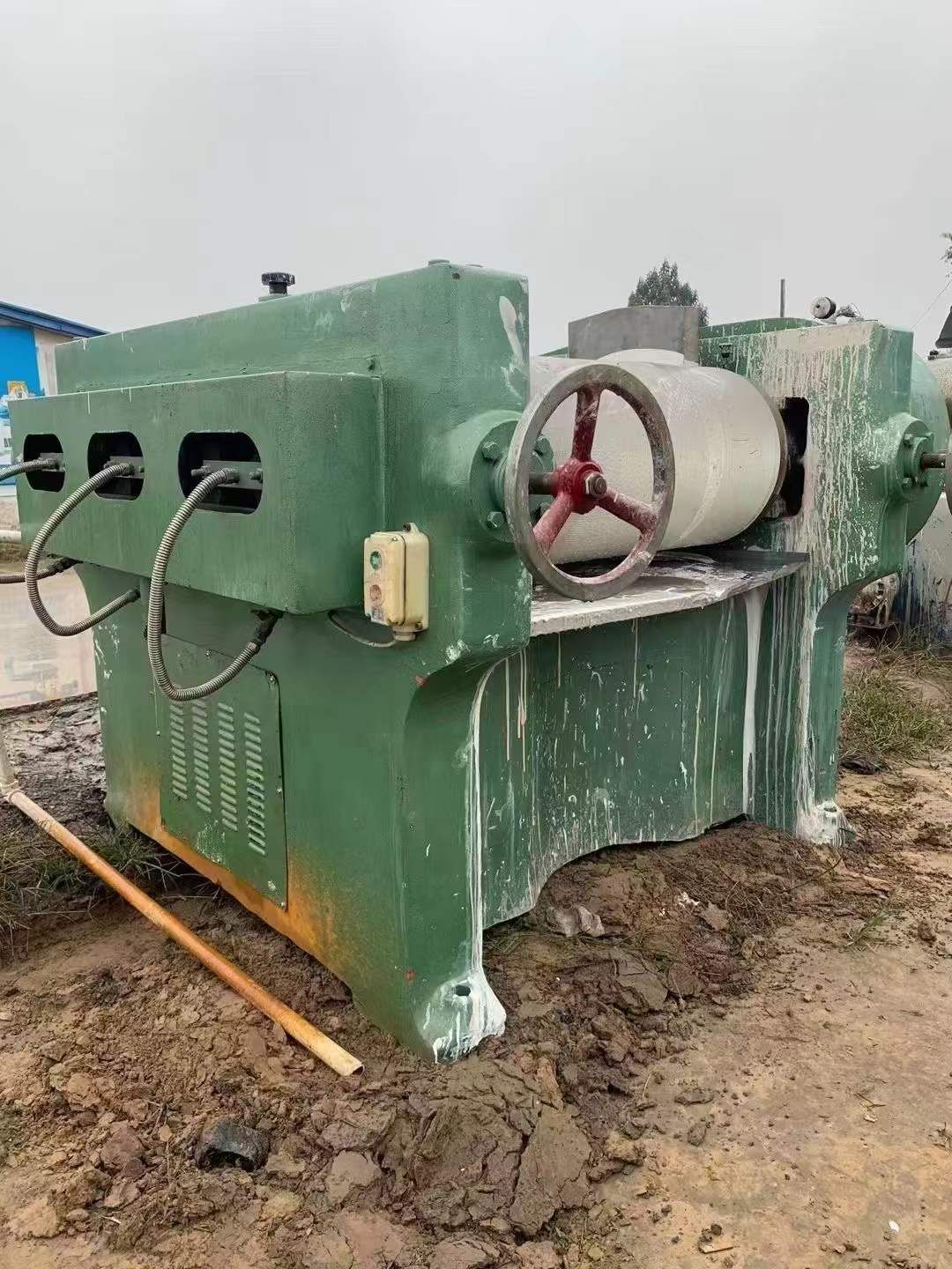 轉讓多臺二手三輥研磨機