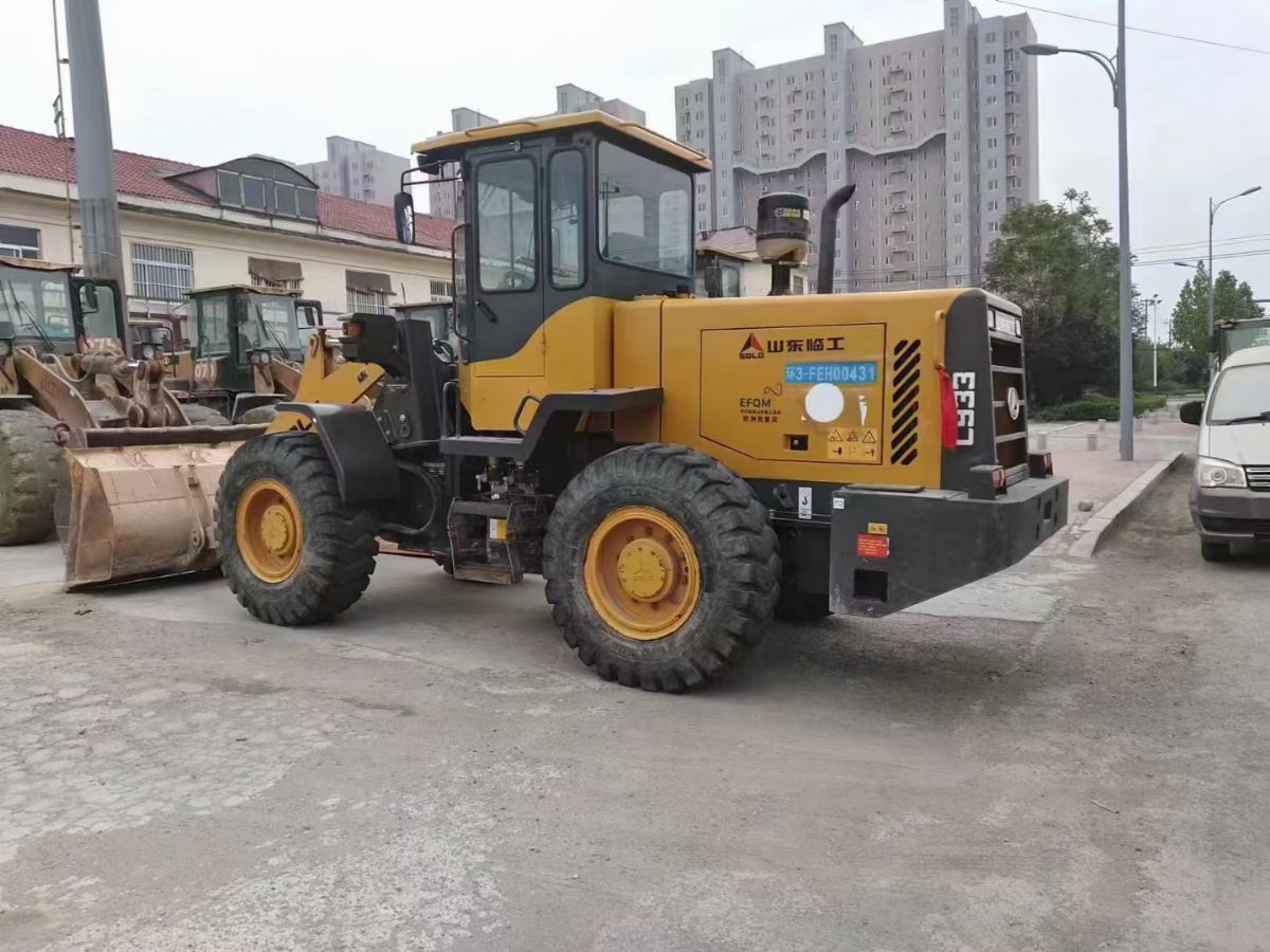 分秒必爭(zhēng)！二手30鏟車臨工933裝載機(jī)新款
