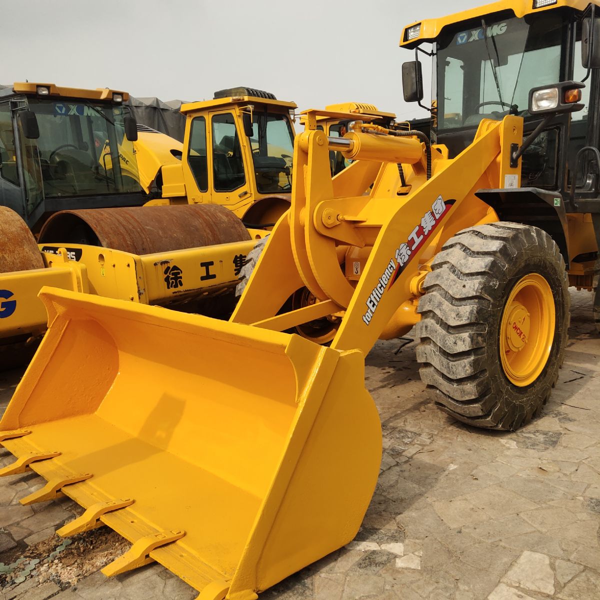 XCMG原裝中國(guó)品牌3噸裝載機(jī)舊30鏟車(chē)出口