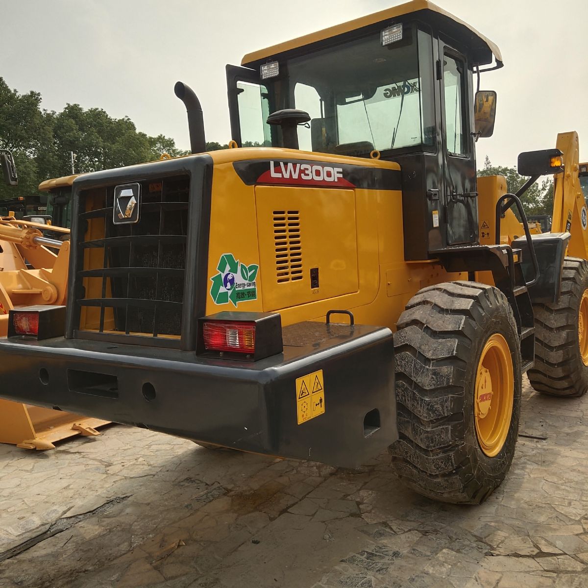 XCMG原裝中國(guó)品牌3噸裝載機(jī)舊30鏟車(chē)出口