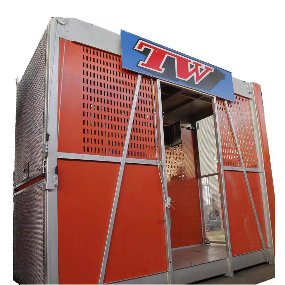 轉(zhuǎn)讓9成新二手施工雙籠升降機(jī)二臺