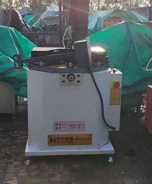 出售9成新二手齊魯雙頭鋸一套
