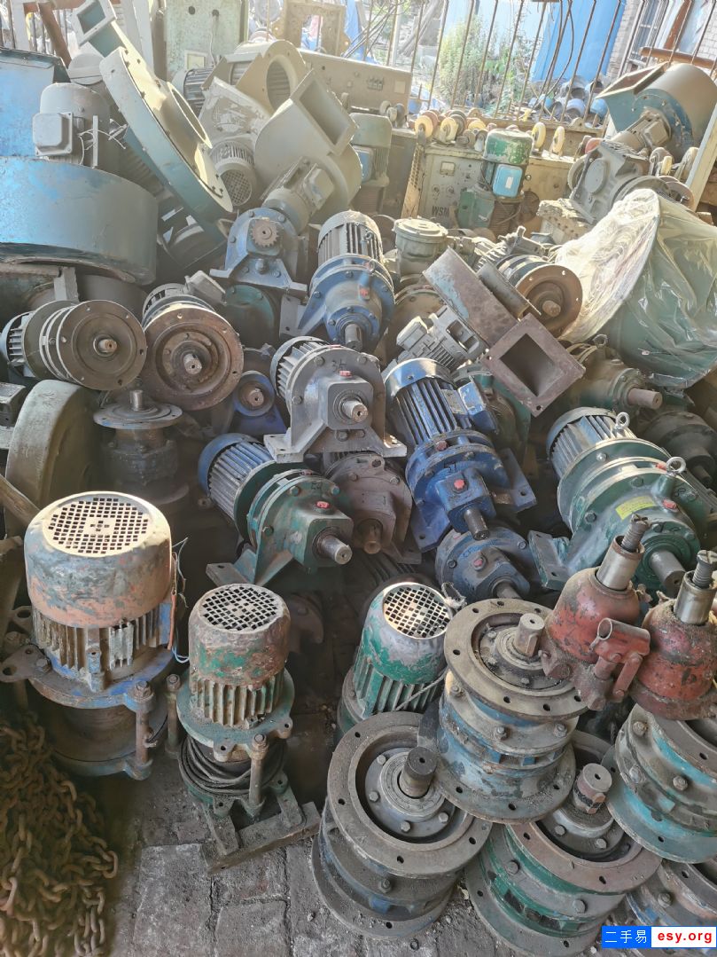 轉(zhuǎn)讓二手減速機(jī)電機(jī)