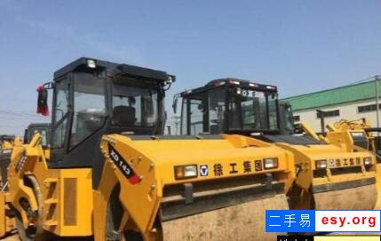 二手膠輪、鐵三輪、雙鋼輪、雙驅(qū)、振動壓路機