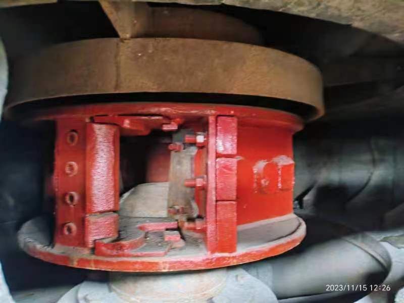 低價(jià)出售9成新9532沖擊式制砂機(jī)